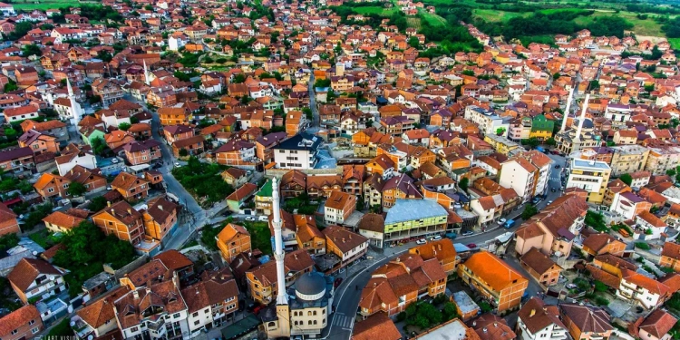 Vidhet pllaka përkujtimore në Rahovec