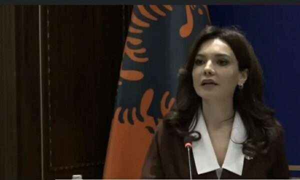 Spiropali reagon për deklaratën e ministres serbe: Zoti e ruajt këtë monstër