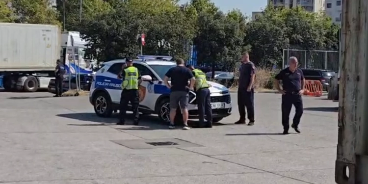 Vdes 62-vjeçari nga Kosova që u aksidentua në Portin e Durrësit, mësohet identiteti i tij