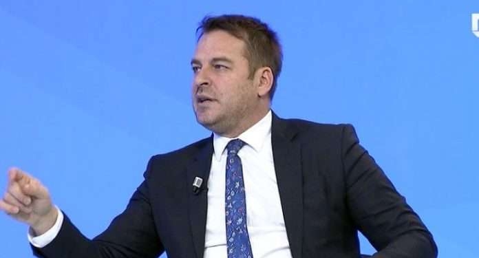 Muja thotë se një shoqatë i alarmoi se nga viti 2023 në Kosovë është dhjetëfishuar importi i qumështit pluhur dhe trefishuar vaji i palmës