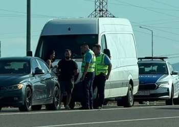 Aksident në Mazgit, policia në vendngjarje