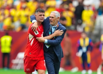 Xhaka shpërthen në lot pas historisë së Zvicrës: Tani vjen qëllimi numër pesë