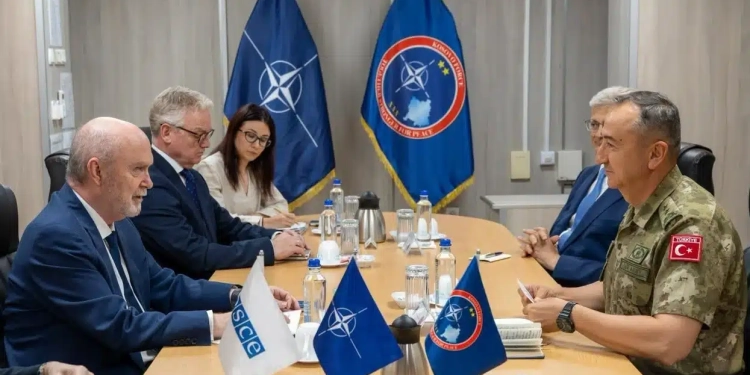 Komandanti i KFOR-it pret Sekretarin e Përgjithshëm të OSBE-së, në fokus situata e sigurisë në Kosovë