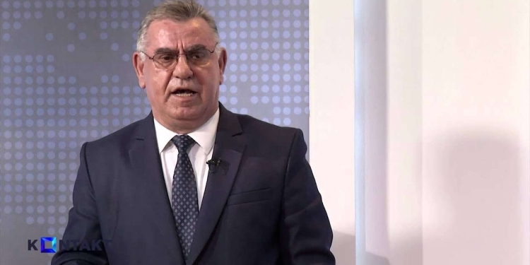 Protestat e ’81-tës, Koci i reagon ashpër Surroit: Mbetjet serbosllave kanë zënë vend në institucionet më të larta shtetërore