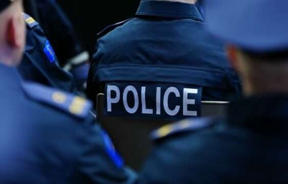 Mashtruesit përdorin emrin e Policisë së Kosovës, qytetarët paralajmërohen për e-maile të rreme