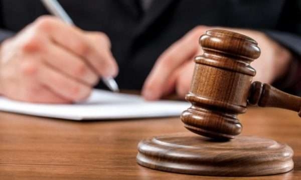 Ngritet aktakuzë ndaj një personi për krime lufte në Vushtrri, dyshohet për pjesëmarrje në vrasjen e 71 civilëve