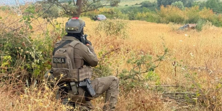 Autori i krimit në Roskovec vetëvritet pas 7 orësh negociata me RENEA-n
