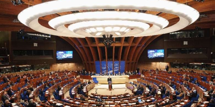 Zotimi francez “që Kosova të bëhet sa më shpejt anëtare e KiE”, Ambasada e Gjermanisë: Të zbatohen obligimet dhe të sigurohet mbështetja