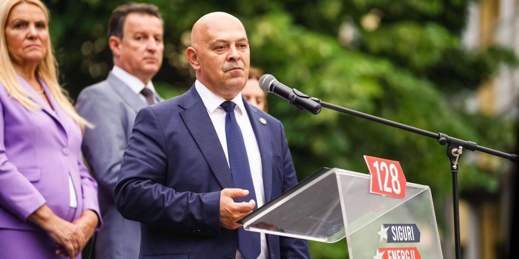 Ardian Gjini: Vetëvendosje po na sulmon me “grejza” sepse po e shohin rritjen e madhe të Aleancës