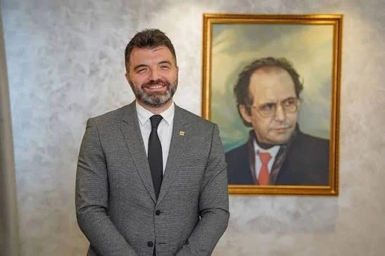 Sadiku: Haxhiu po ushtron tri funksione, kjo është katrahurë institucionale