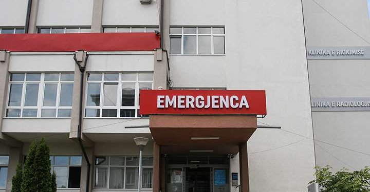 Dy vdekje dhe 929 shërbime emergjente gjatë vikendit të fundit në Qendrën Emergjente të QKUK-së