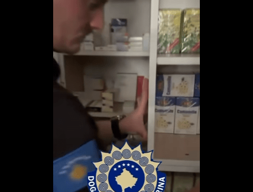 VIDEO/ Dogana e Kosovës sekuestron 209 pako me barna të kontrabanduara në Prishtinë