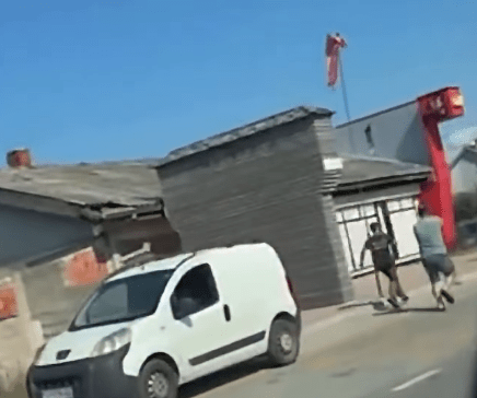Plagosje me armë zjarri në Gjakovë pas një mosmarrëveshjeje, arrestohen dy persona