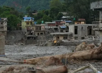 500 të vdekur në Nepal dhe mbi 1 mijë të zhdukur nga përmbytjet