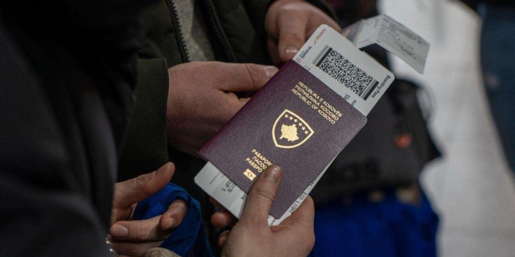 Gjykata amerikane rrëzon pezullimin e vizave për 75 shtete – edhe Kosova ishte në listë