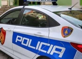 “Na dhunuan në mes të sheshit, policia shqiptare nuk reagoi”, turistët italianë pretendojnë se u rrahën