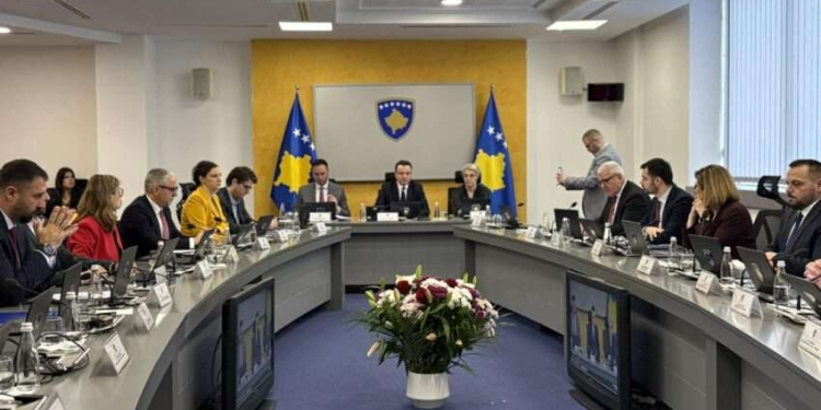 Qeveria e Kosovës mban mbledhje elektronike, këto janë vendimet që mori