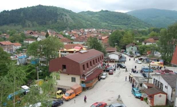 Gruaja zhduket pa gjurmë në Shtërpcë – bashkëshorti dyshon se është nisur drejt Serbisë me kartelat bankare