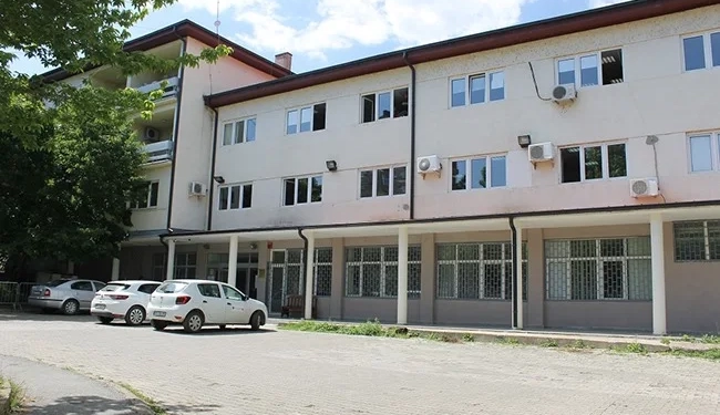Ia uroi Kurban Bajramin, më pas dyshohet se e preu në fy*t – ngrihet aktakuzë për vrasjen në Mitrovicë