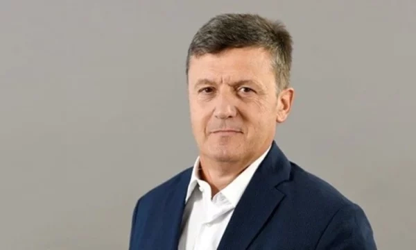 “Prandaj është koha të kthjellemi”, Shqiptar Demaçi apel politikanëve pas verdiktit të Hagës