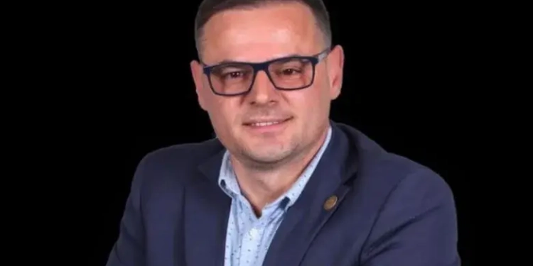 Policia serbe ndalon në kufi kryetarin e Rrjetit Global të Bizneseve Shqiptare