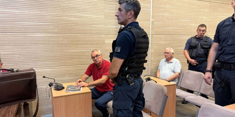 “Isha shtatzënë, linda pa mjek” – dëshmi tronditëse në gjykimin ndaj Momir Pantiqit dhe Zharko Zariqit