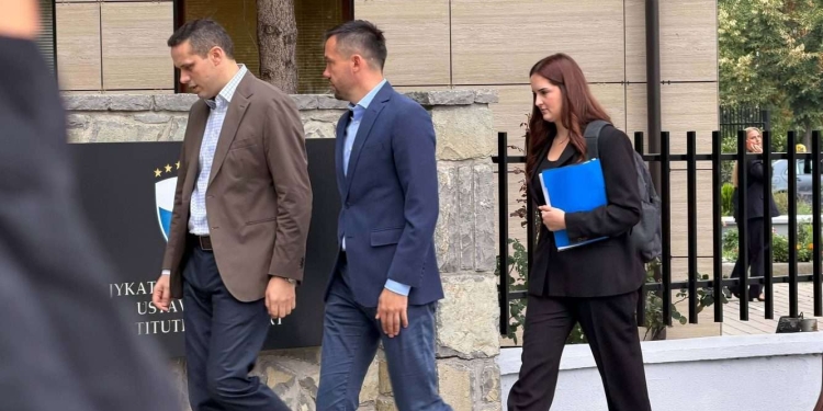 PDK sërish në Kushtetuese, dorëzojnë në kërkesën për kontestimin e vendimit për zgjedhjen e Qeverisë së re