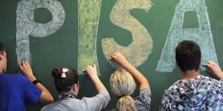 Publikohen rezultatet e PISA 2025 – Kosova me rezultate të ulëta në matematikë, shkencë dhe lexim