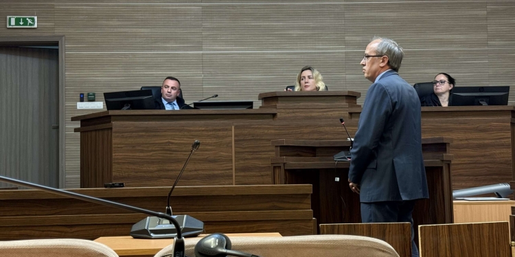 Avdullah Hoti dëshmon në gjykimin ndaj ish-ministrit Vesel Krasniqi: Ministri ka pasur pavarësi dhe përgjegjësi për udhëzimet administrative