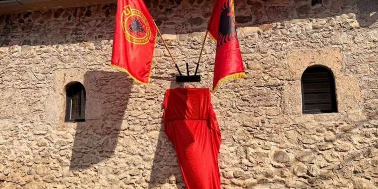 “Flamuri i UÇK-së valon edhe në minaret e xhamive” – BIK merr vendim në prag të aktgjykimit në Hagë