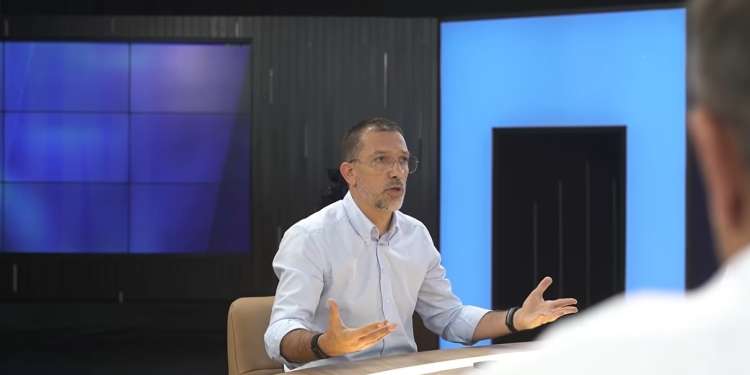 Dardan Sejdiu i bashkohet DTV Media – ish-deputeti dhe analisti politik bëhet pjesë e emisionit “FORUM”
