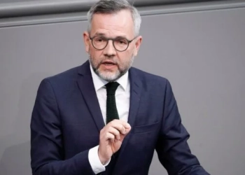 Roth: S’e kisha menduar që do ta shihja një kriminel lufte duke u nderuar në Beograd