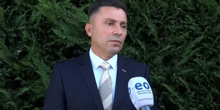 Rrustemi nuk përjashton takimet për Presidentin: Ditët janë të pakta, duhet t’i intensifikojmë