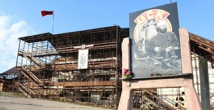 Kush janë 35 ish-zyrtarët serbë të akuzuar për masakrën në Prekaz
