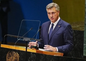 Kryeministri kroat kritikon Serbinë për nderimet e bëra ndaj Mlladiçit: Fyerje ndaj viktimave
