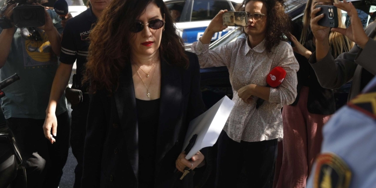 Gazetarja Klodiana Lala flet për deklaratën e Vlora Hysenit