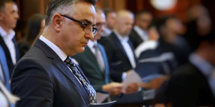 Tahiri për Ligjin e Dhomave të Specializuara: Nesër nuk duhet të bëhet lojë