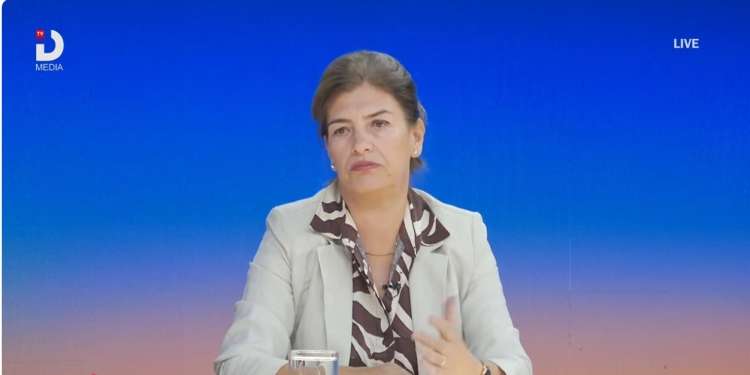 Daka: Haxhiu mund t’i drejtohet Kushtetueses për mandatin, situata mund të ndërlikohet edhe më shumë